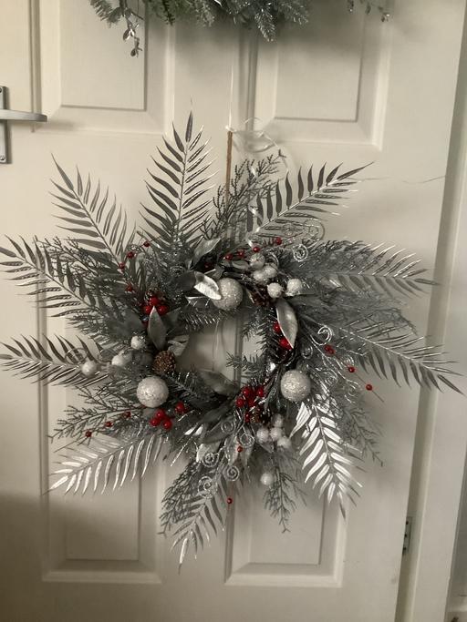 Buy & Sell Woodsetton Dudley - Photos for Large Christmas wreath