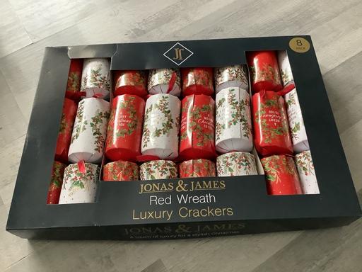 Buy & Sell Woodsetton Dudley - Photos for Christmas crackers