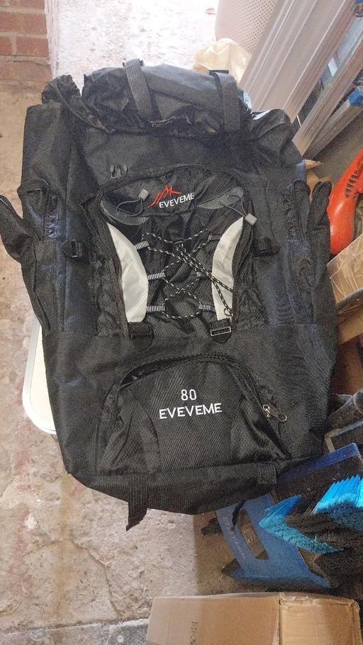 Buy & Sell Windle Saint Helens - Photos for Huge rucksack