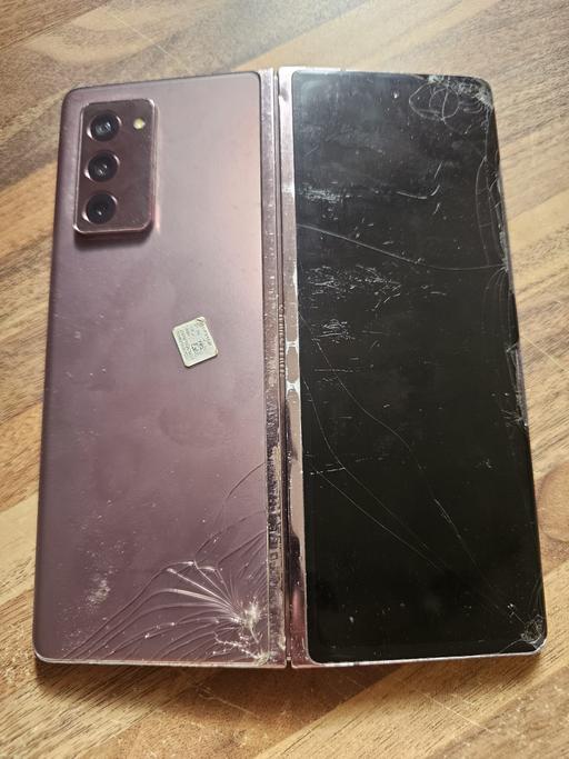 Buy & Sell Shevington Wigan - Photos for samsung z fold 2 vodafone