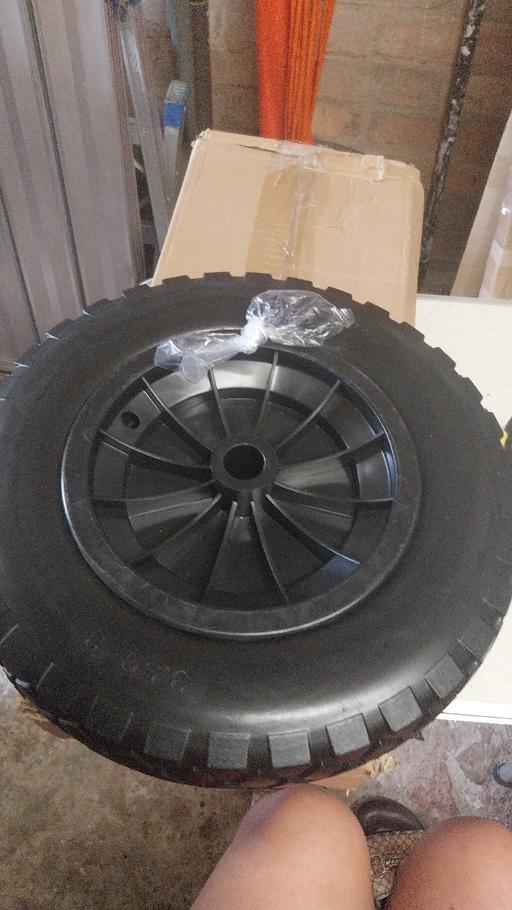 Buy & Sell Eccleston Saint Helens - Photos for wheel barrow tyre