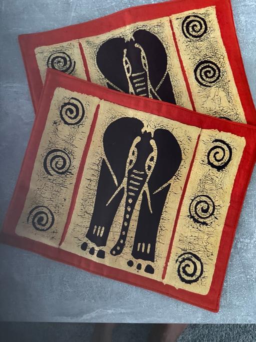 Buy & Sell Brent Park North West London - Photos for 2 brand new African print placemats