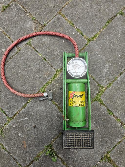 Vehicles Holly Hall Dudley - Photos for VINTAGE FOOT PUMP