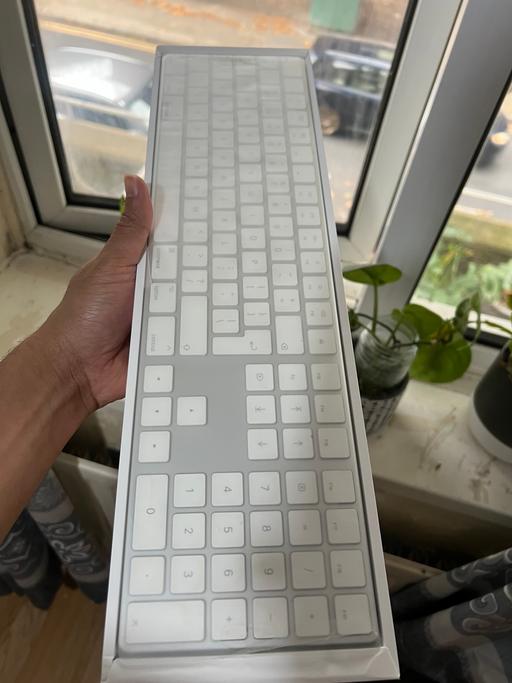 Buy & Sell Limehouse East London - Photos for Apple Magic Keyboard with Numeric Keypad