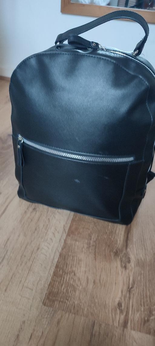 Buy & Sell Osterley South West London - Photos for Large Leather Rucksack