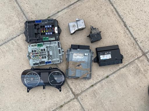 Vehicles Sparkhill Birmingham - Photos for Jaguar ECU kit for sale