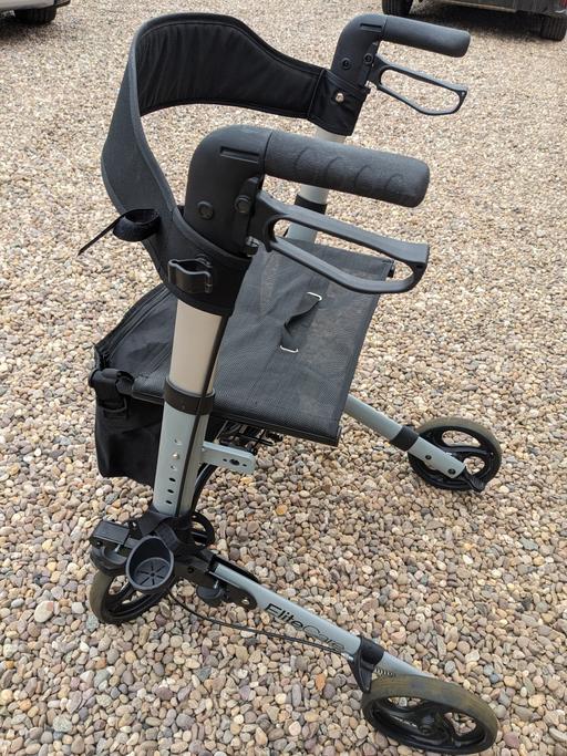 Buy & Sell Wellingborough North Northamptonshire - Photos for Rollator Lightweight Walker with seat