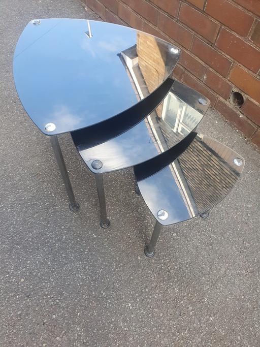 Buy & Sell Pensnett Dudley - Photos for Black Tempered Glass & Chrome Nest Of Tables,