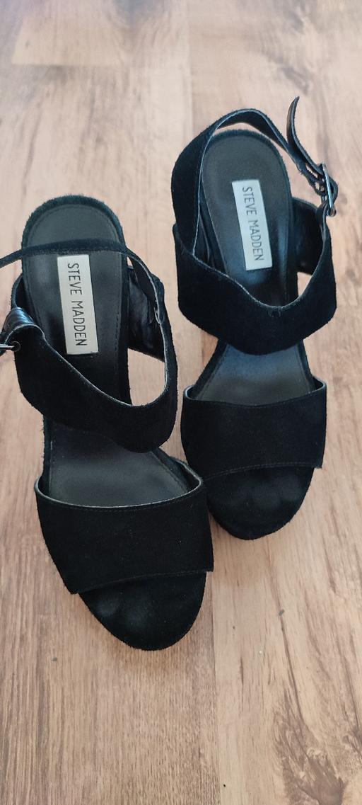 Buy & Sell Osterley South West London - Photos for Steve Madden chunky Black suede leather shoes
