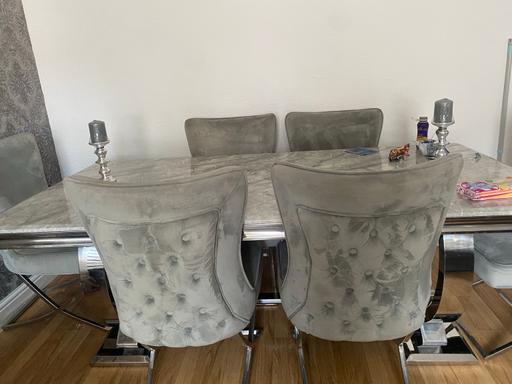 Buy & Sell Miles Platting Manchester - Photos for Dining table an chairs