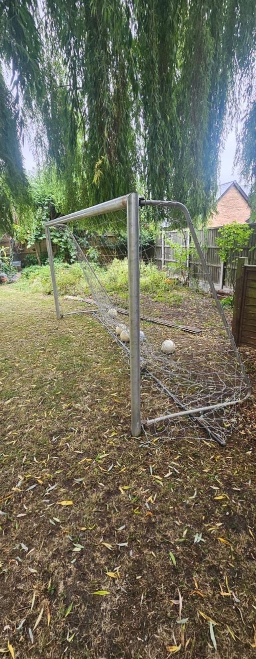 Buy & Sell Cliffe Woods Medway - Kent - Photos for Still goal and net