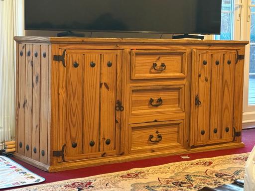 Buy & Sell Cliffe Woods Medway - Kent - Photos for Wooden cabinet - very heavy!