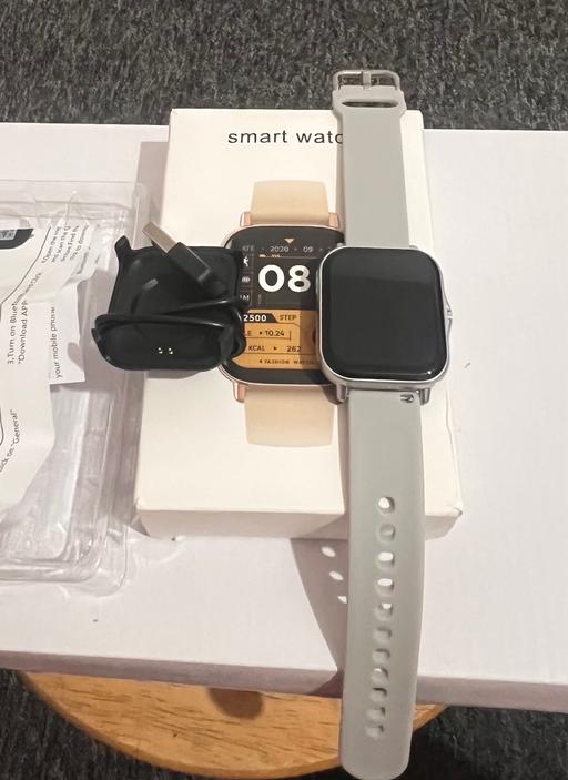 Buy & Sell - Photos for Full touch screen smart watch