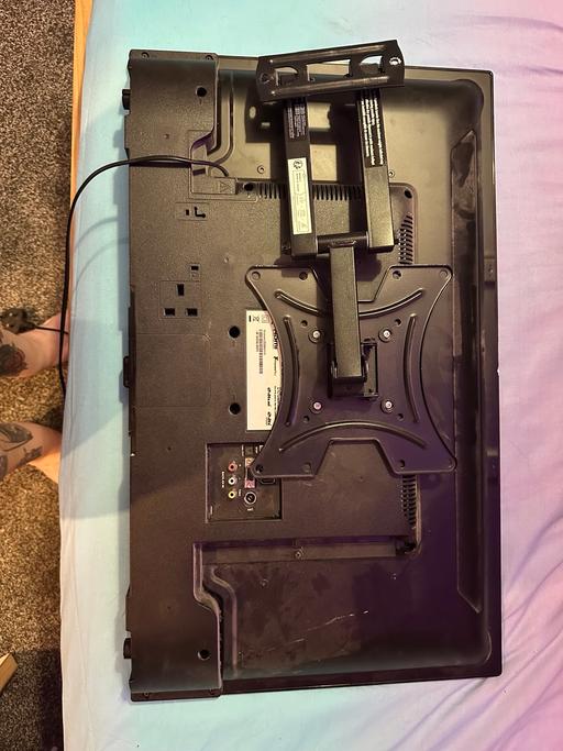 Buy & Sell Perry Barr Birmingham - Photos for 32” TV & Wall Mount