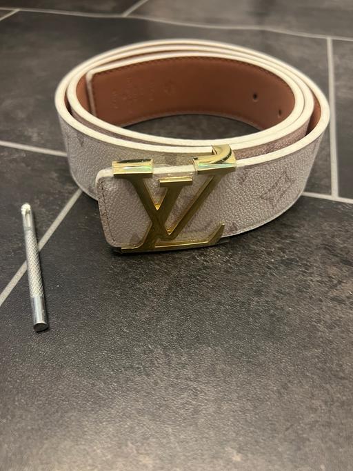 Buy & Sell Pendeford Wolverhampton - Photos for Lv belt