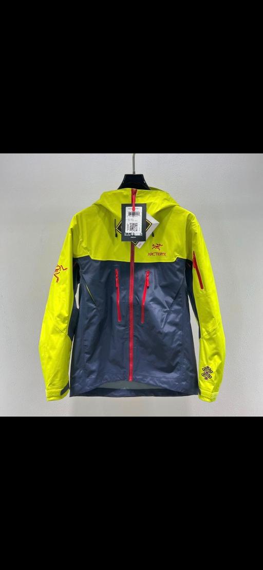 Buy & Sell Heywood Distribution Park Rochdale - Photos for Arcteryx Gortex Jacket XXL