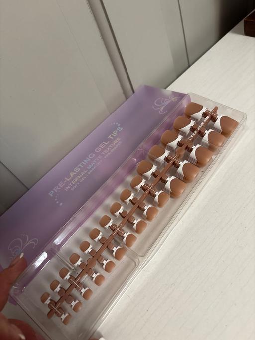 Buy & Sell Duckmanton Chesterfield - Photos for Pre lasting gel tips