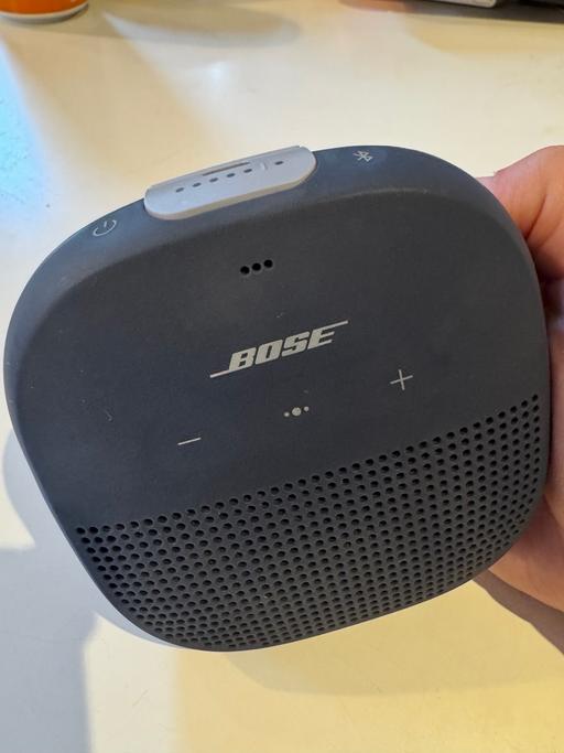 Buy & Sell Saint Augustines Bristol - Photos for Bose SoundLink Portable Bluetooth Speaker