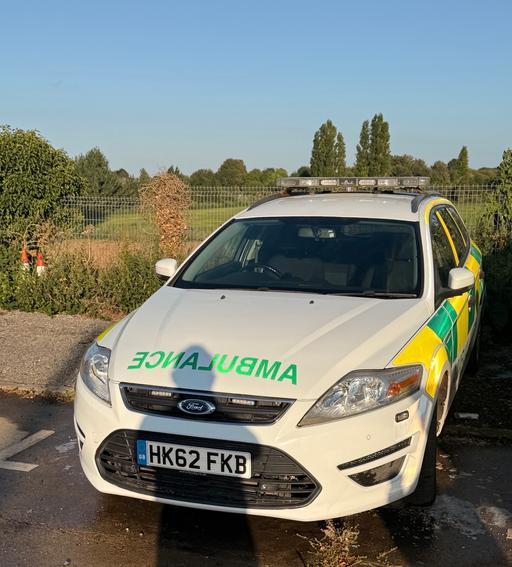 Vehicles Sturry Canterbury - Photos for Ambulance RRV