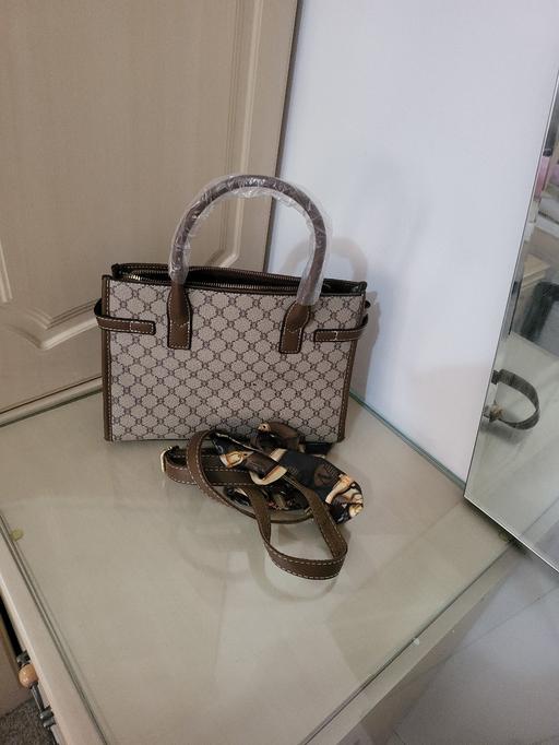 Buy & Sell Healey Rochdale - Photos for Ladies handbag