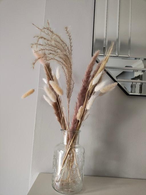 Buy & Sell Scholes Rotherham - Photos for Glass vase artificial plant