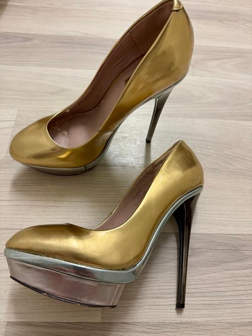 Buy & Sell Leeds City Centre Leeds - Photos for Gold Shoes