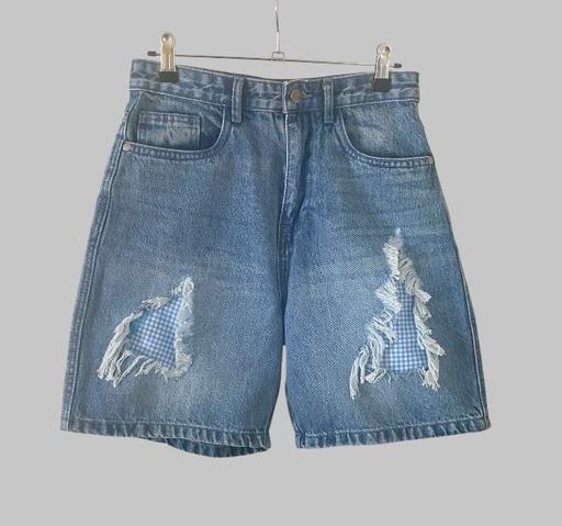 Buy & Sell Rochester Medway - Kent - Photos for 💕BOOHOO RIPPED PATCHED DENIM SHORTS💕