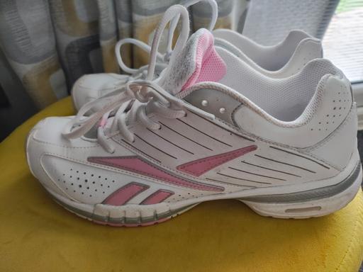 Buy & Sell Scholes Rotherham - Photos for Nike Ladies trainers 5
