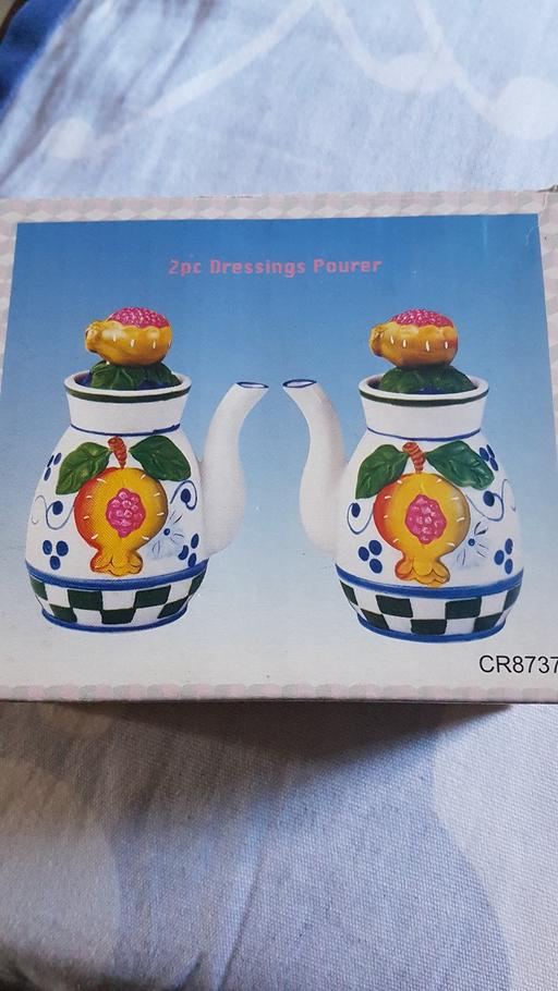Buy & Sell Walsall Town Centre Walsall - Photos for 2 Dressings pourer