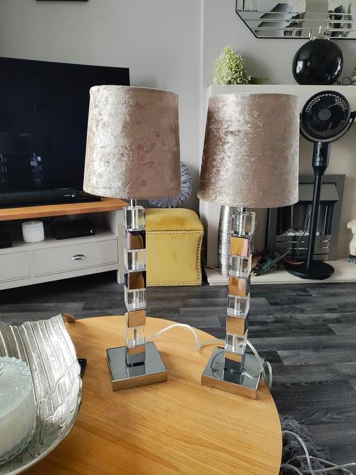 Buy & Sell Scholes Rotherham - Photos for Pair of mirrored lamos&new bulbs
