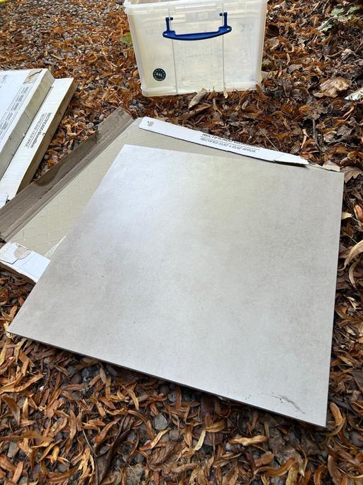 Buy & Sell Sutton Coldfield Birmingham - Photos for Smooth Porcelain tiles
