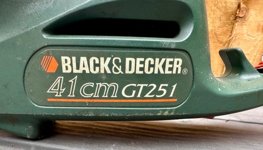 Buy & Sell Gateford Bassetlaw - Photos for Black & Decker GT251 Hedge Trimmer 41cm