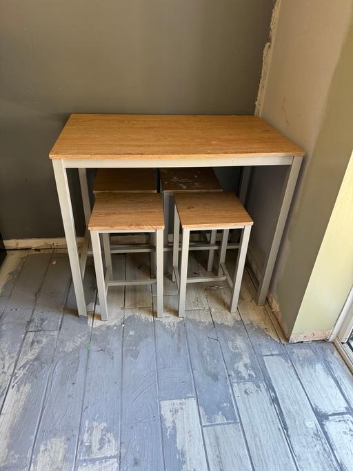 Buy & Sell Wychbold Wychavon - Photos for Table and stools