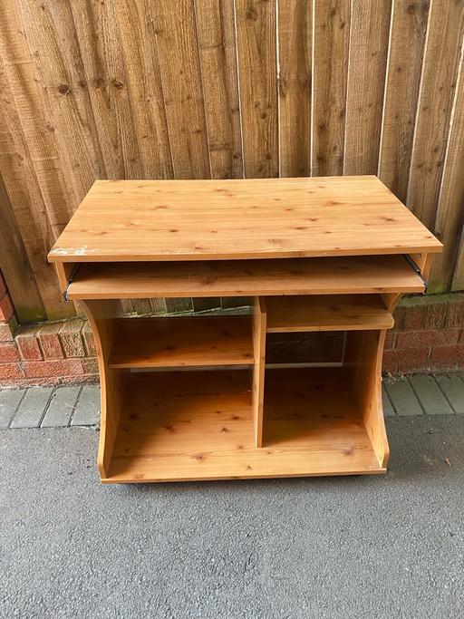 Buy & Sell Sedgley Dudley - Photos for FREE Computer Desk