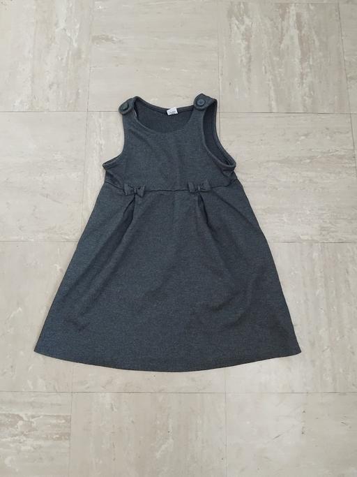 Buy & Sell Stow Heath Wolverhampton - Photos for Grey Pinafore 6Y.
