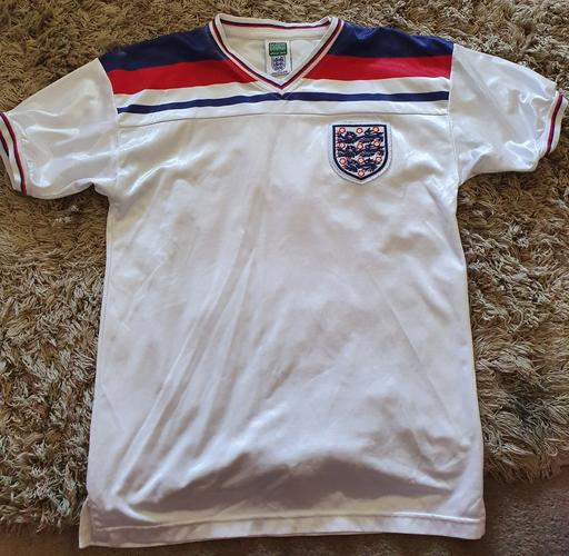 Buy & Sell Oxley Wolverhampton - Photos for RETRO England top...unisex