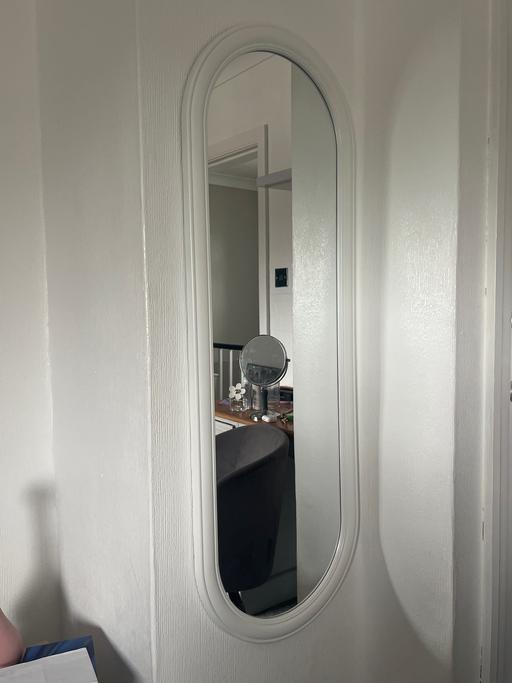 Buy & Sell Wickersley Rotherham - Photos for Full length white oval mirror