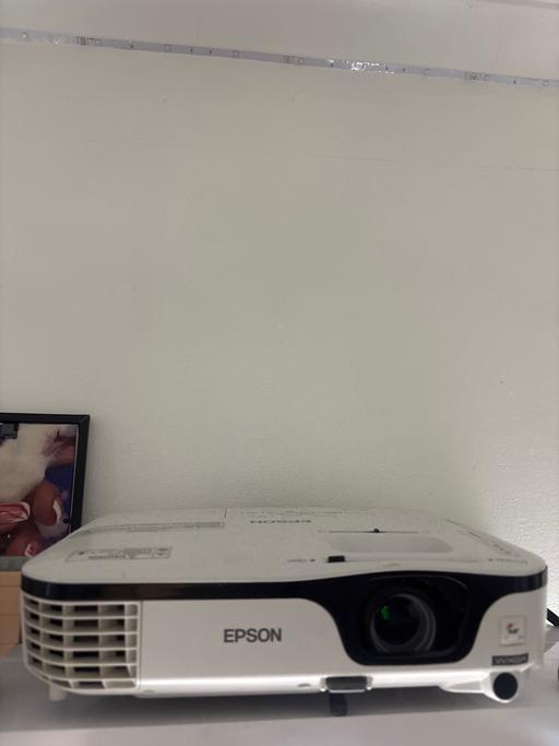 Buy & Sell South Hackney East London - Photos for Projector