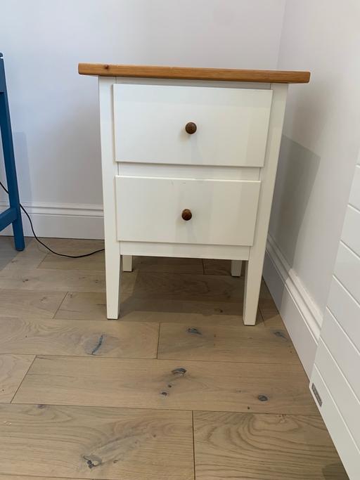 Buy & Sell St Johns South East London - Photos for Bedside table