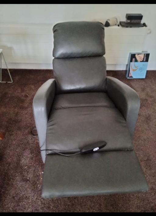 Buy & Sell Aston (Stafford) Stafford - Photos for Like New Remote Electric Armchair