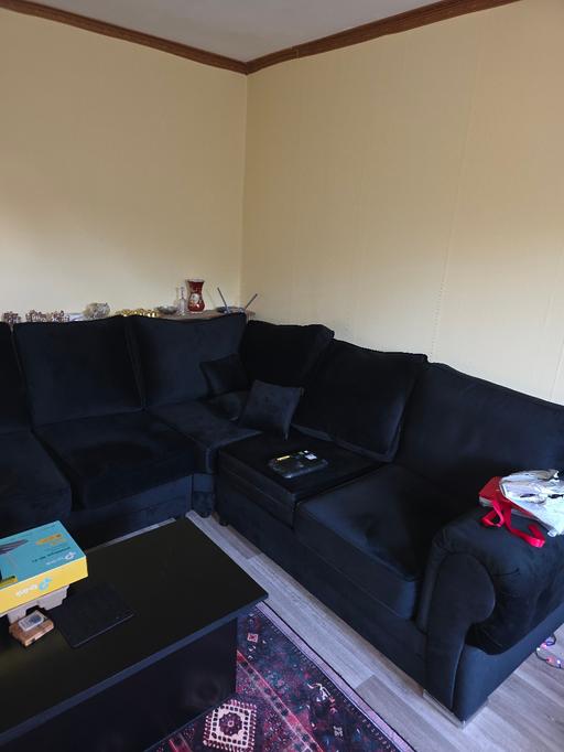 Buy & Sell Cranford Hounslow - Photos for designer black velour corner sofa