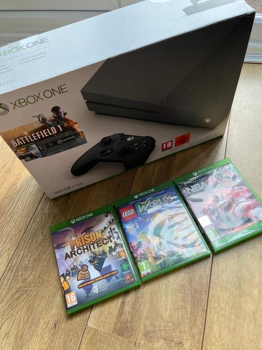 Buy & Sell Northfield Birmingham - Photos for Xbox one S 500gb 4 x controllers. BOXED + gam