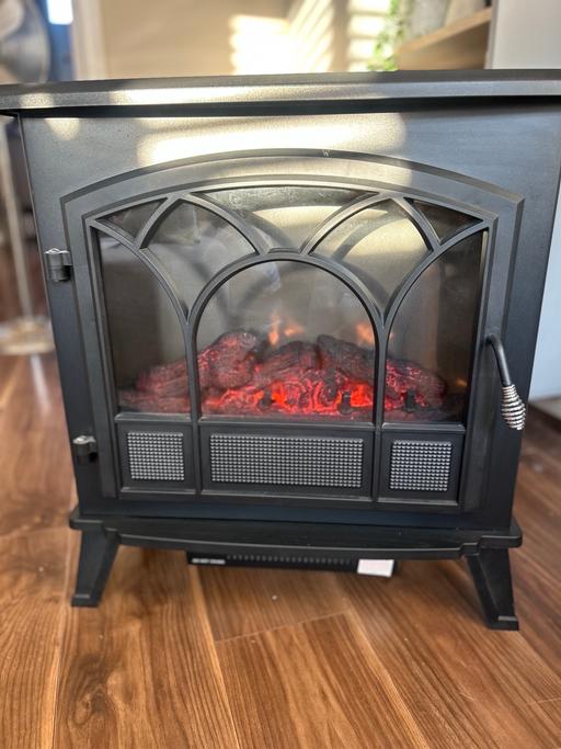 Buy & Sell Sutton Coldfield Birmingham - Photos for 1850W Large Stove Effect Heater