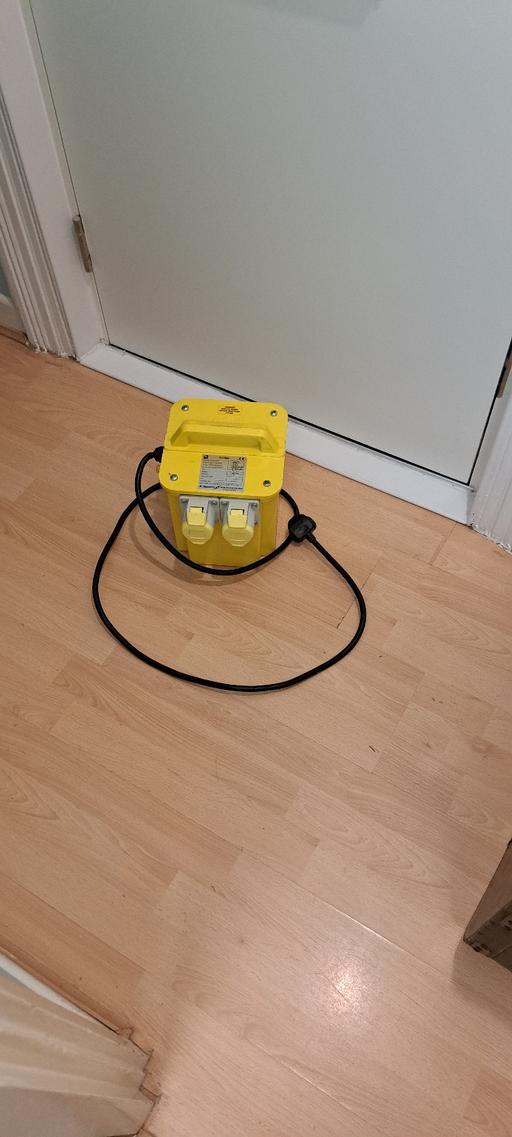 Buy & Sell Islington North London - Photos for transformer
