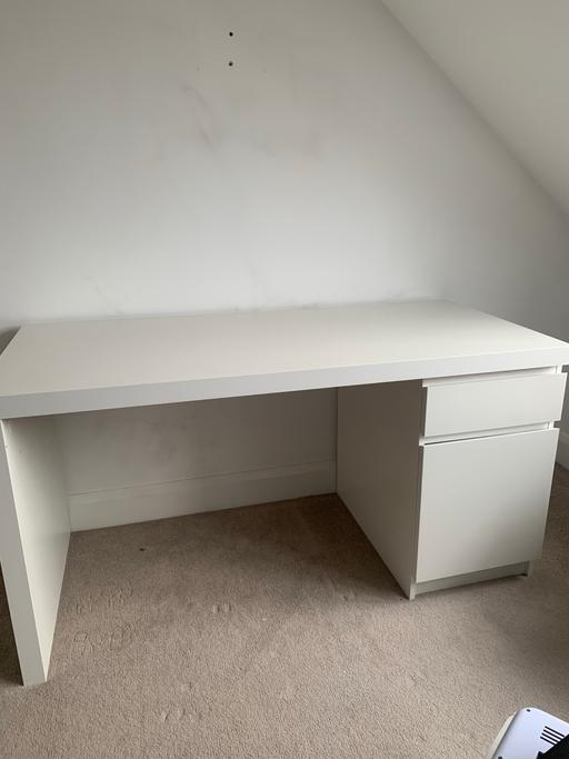 Buy & Sell Wolverley Village Wyre Forest - Photos for White Ikea Malm Desk