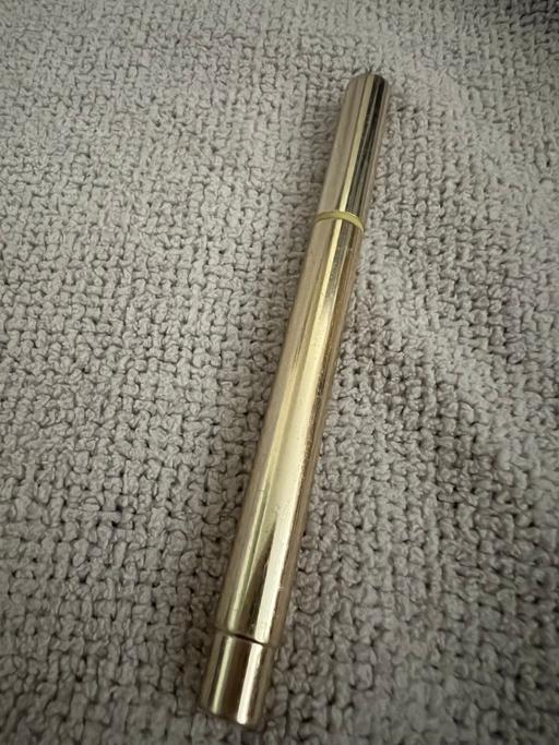 Buy & Sell Hetton-Le-Hole Sunderland - Photos for Wind Up Lip Brush ( New )