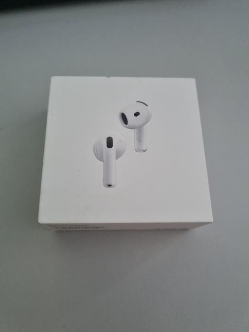 Buy & Sell Chertsey Runnymede - Photos for Apple airpods 4 with active noise cancelation