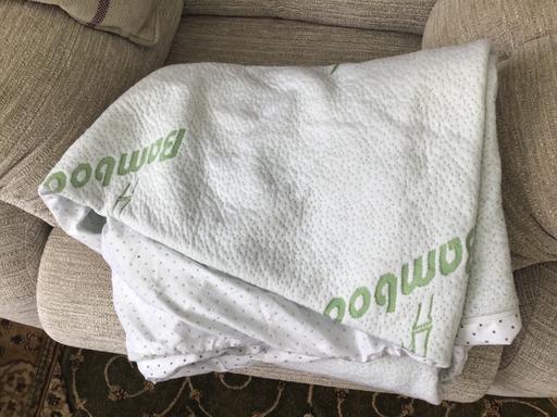Buy & Sell Essington Wolverhampton - Photos for Mattress protector