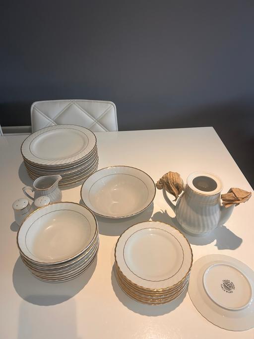 Buy & Sell Kingstanding Birmingham - Photos for Trade Winds 8 Dinnerwear Set