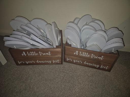Buy & Sell Yeadon Leeds - Photos for Crates and Flip Flops for Wedding